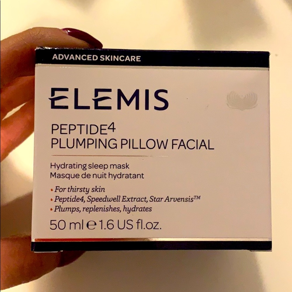 Hydrating sleep mask